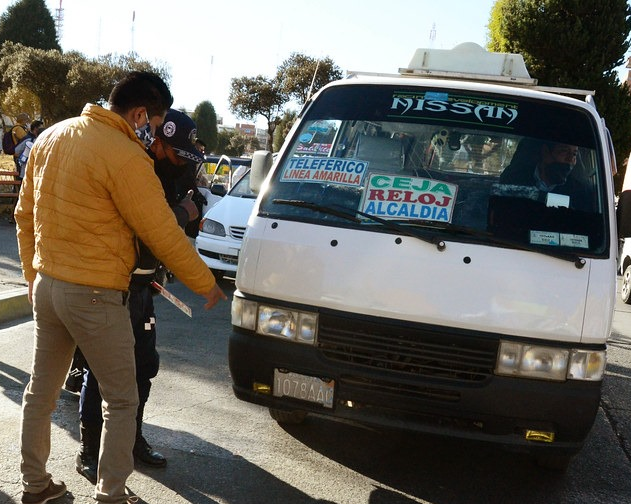 Defensoría del Pueblo exhorta al diálogo para evitar paro de transporte en El Alto