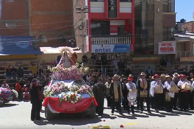 Más de 50 fraternidades amenizan la entrada de la festividad “Virgen de la Asunción" de Llallagua