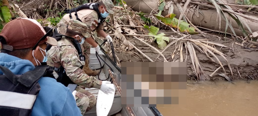 Militares de la Armada rescatan cuerpo sin vida de un joven desaparecido en el río Madre de Dios