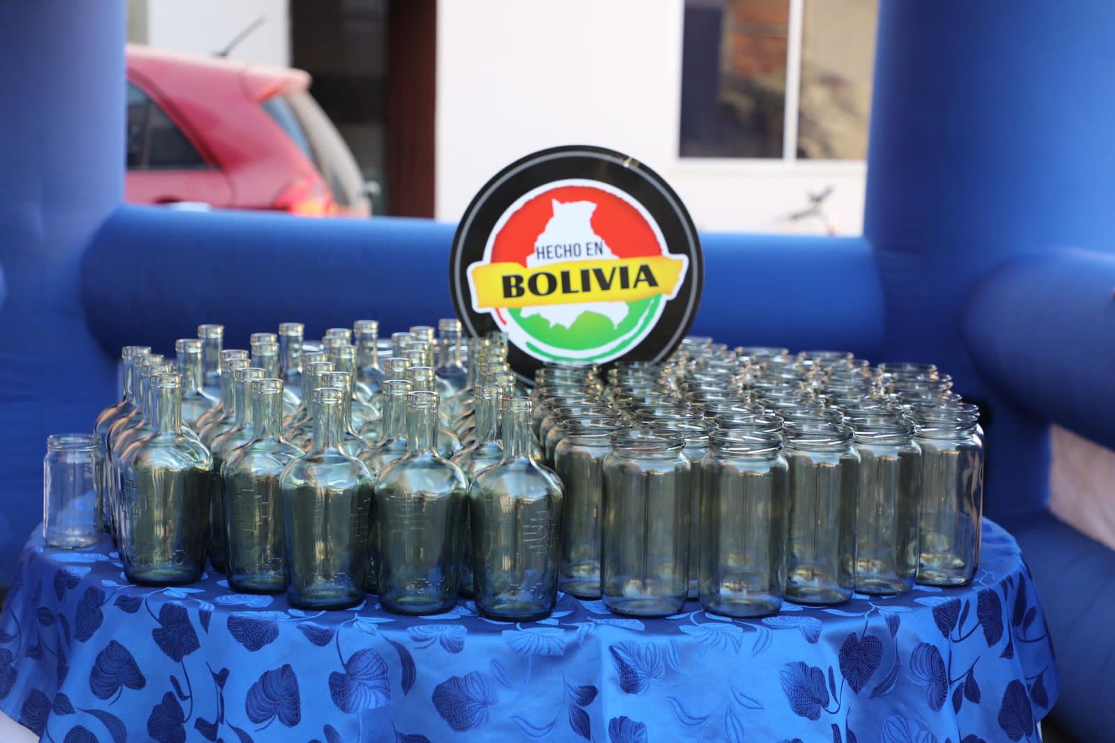 La producción de Envibol beneficia a micro y pequeñas empresas de Tarija. Foto: MDPyEP.