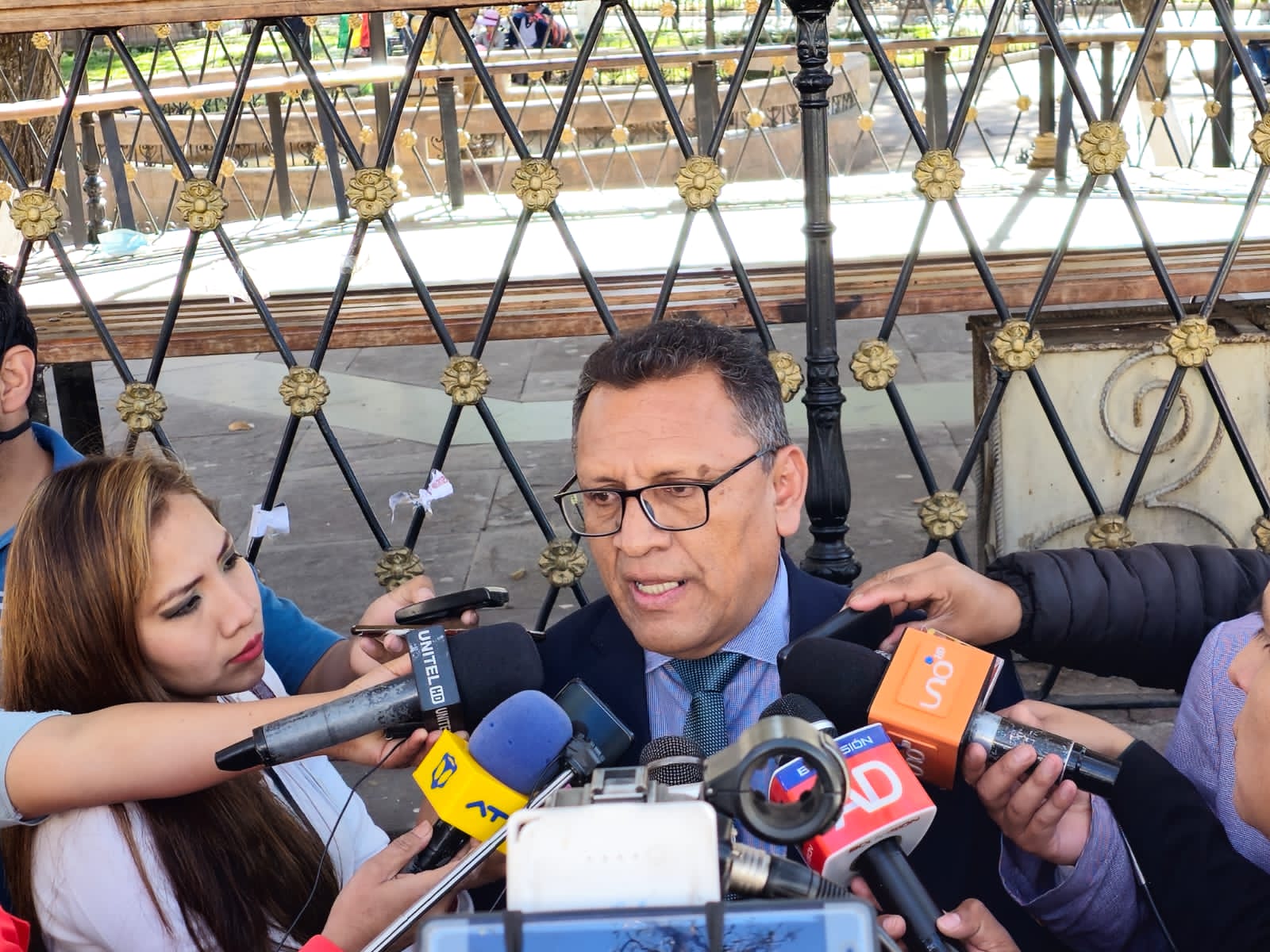El viceministro de Promoción, Vigilancia Epidemiológica y Medicina Tradicional, Max Enríquez. Foto: MinSalud.