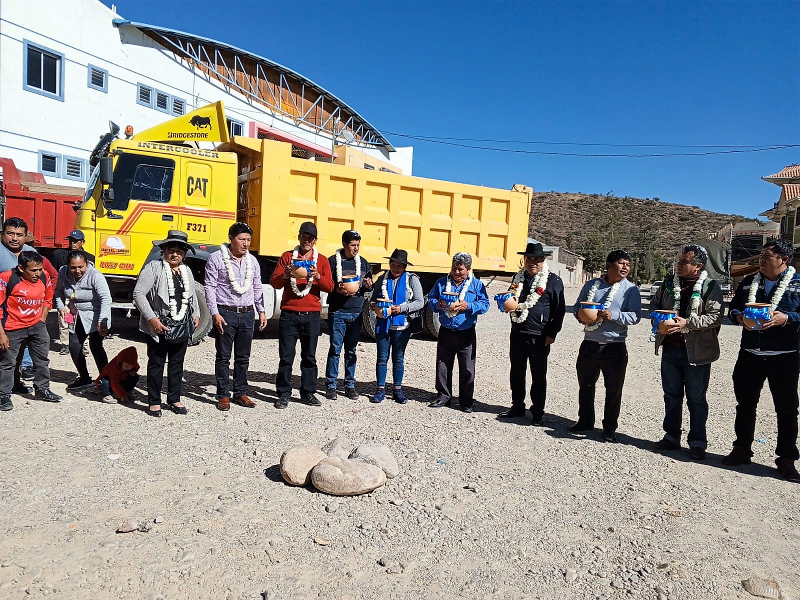 Arani inicia pavimentado de calles con Bs 7 millones financiados por el FNDR 