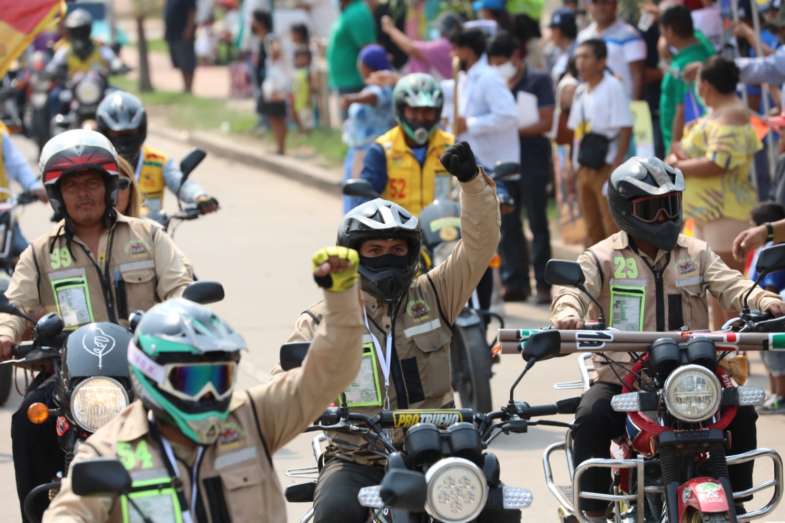 Bajan a Bs 30 costo del B-Sisa para el sector de mototaxistas 