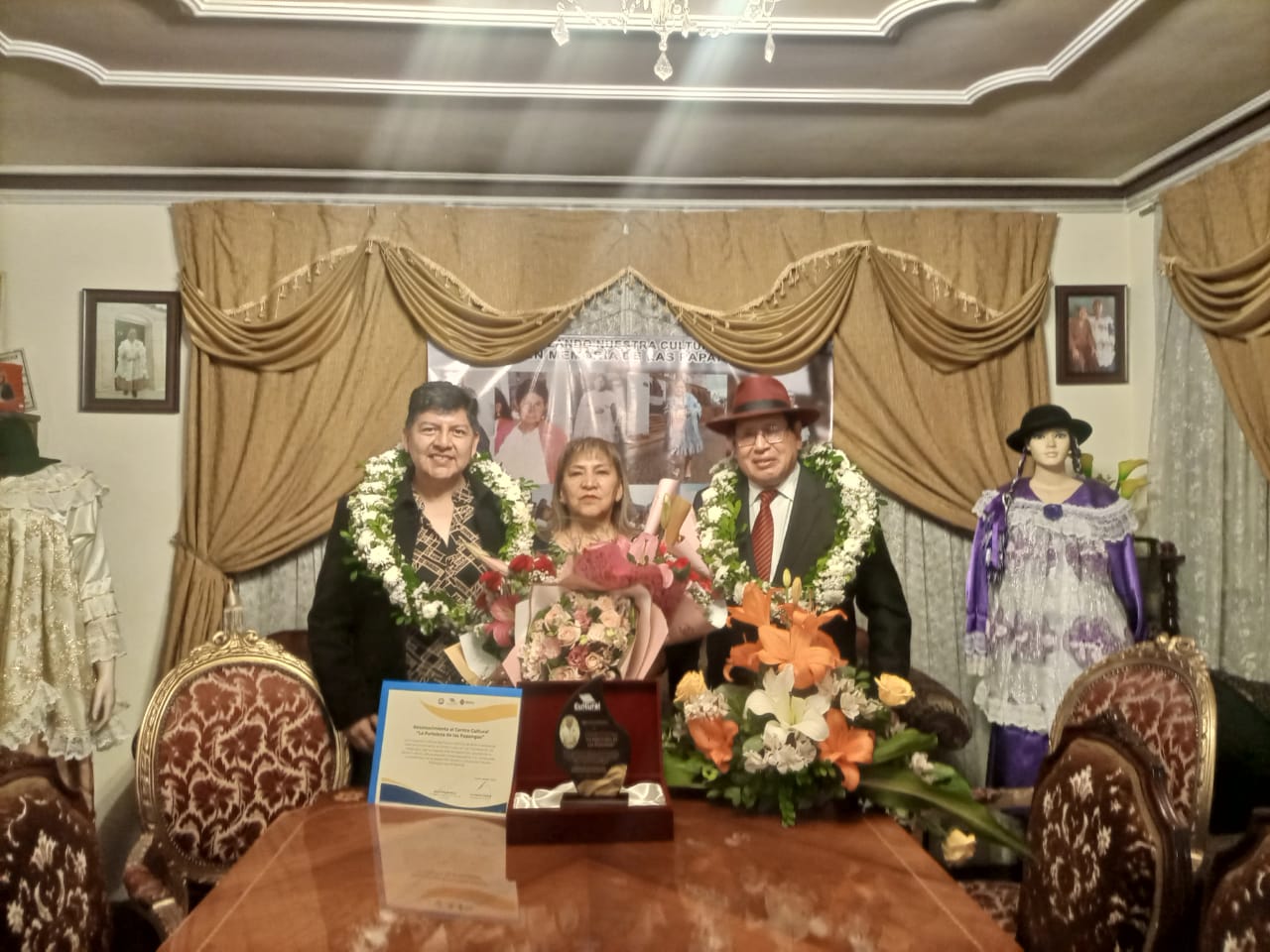 Fundación Cultural del BCB reconoce a “La Fortaleza de las Papangas” y el trabajo de más de diez generaciones de mujeres chicheras