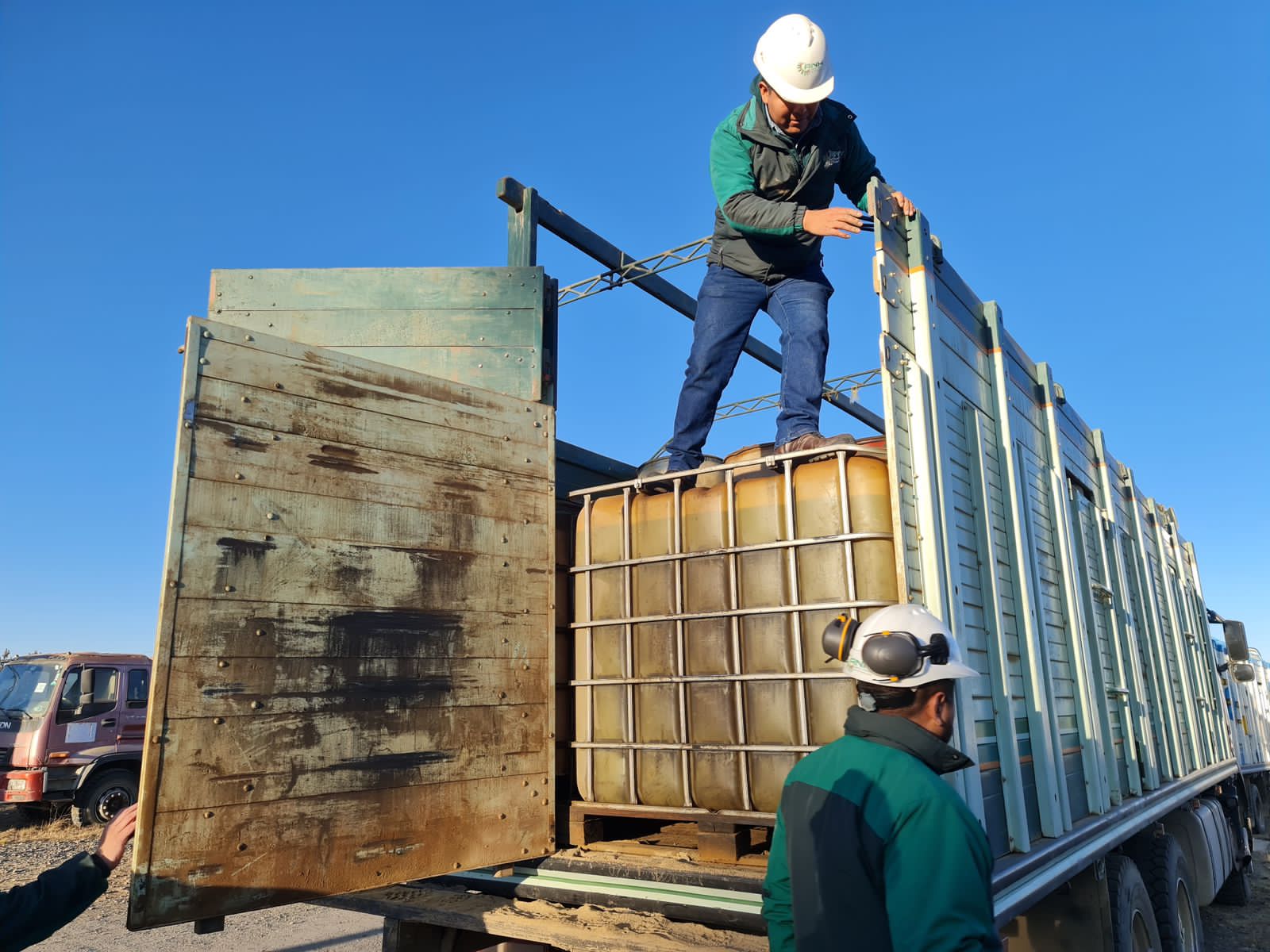Incautan 17.000 litros de diésel en La Paz, ANH presume que eran desviados a la minería ilegal 