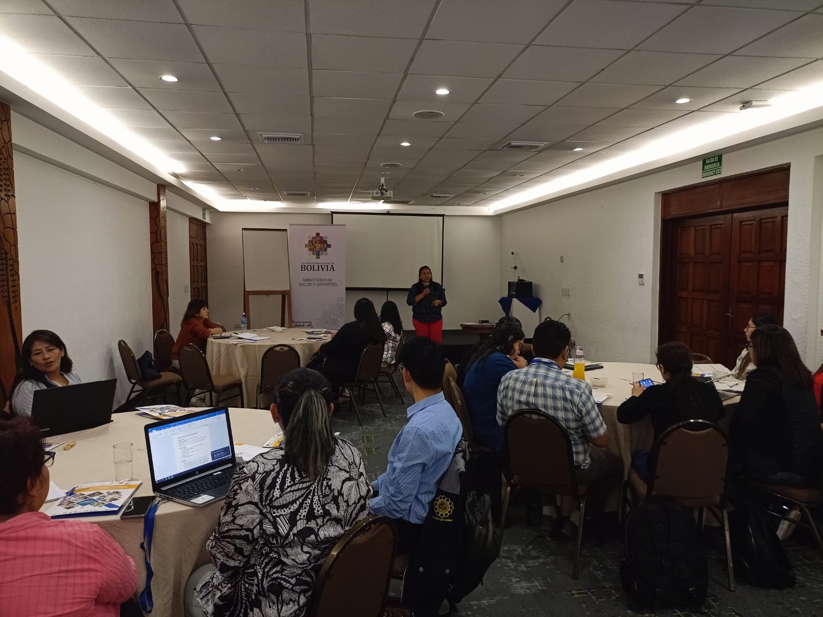 Laboratorios de referencia nacional buscan optimizar la vigilancia epidemiológica en el país 