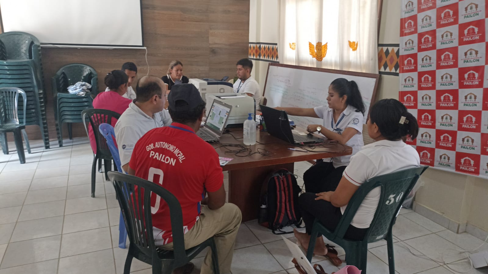 Impuestos facilita gestión de 178 trámites tributarios en el municipio de Pailón