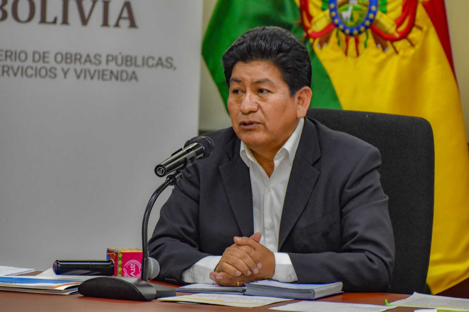 Ministro denuncia que asambleístas de Creemos no quieren ratificar el convenio para construir el tramo Buena Vista - Las Cruces 