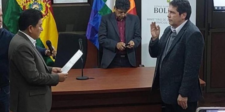 Nina deja el cargo y Edson Valda asume la presidencia de la ABC