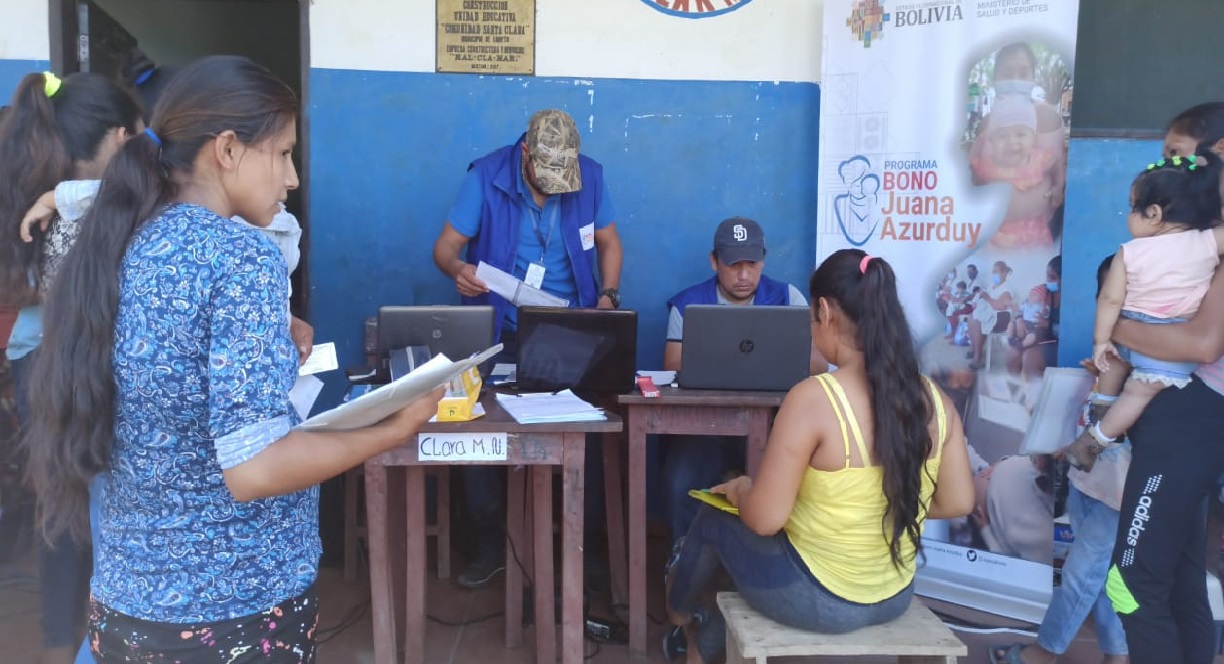 Brigadas pagarán el Bono Juana Azurduy a comunidades indígenas de Santa Cruz desde este miércoles