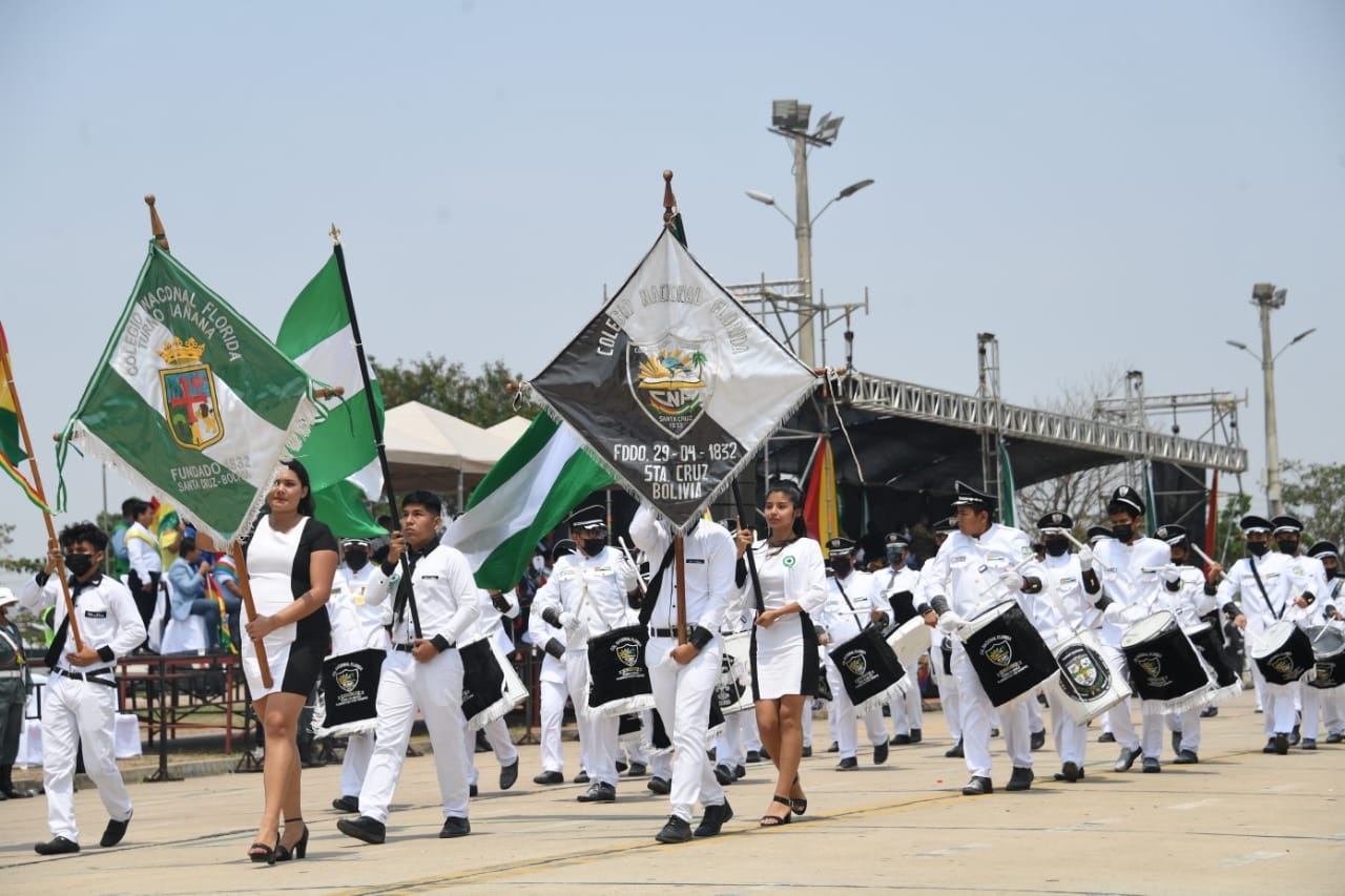 Gobierno aprueba Decreto Supremo que traslada feriados nacionales y departamentales al lunes