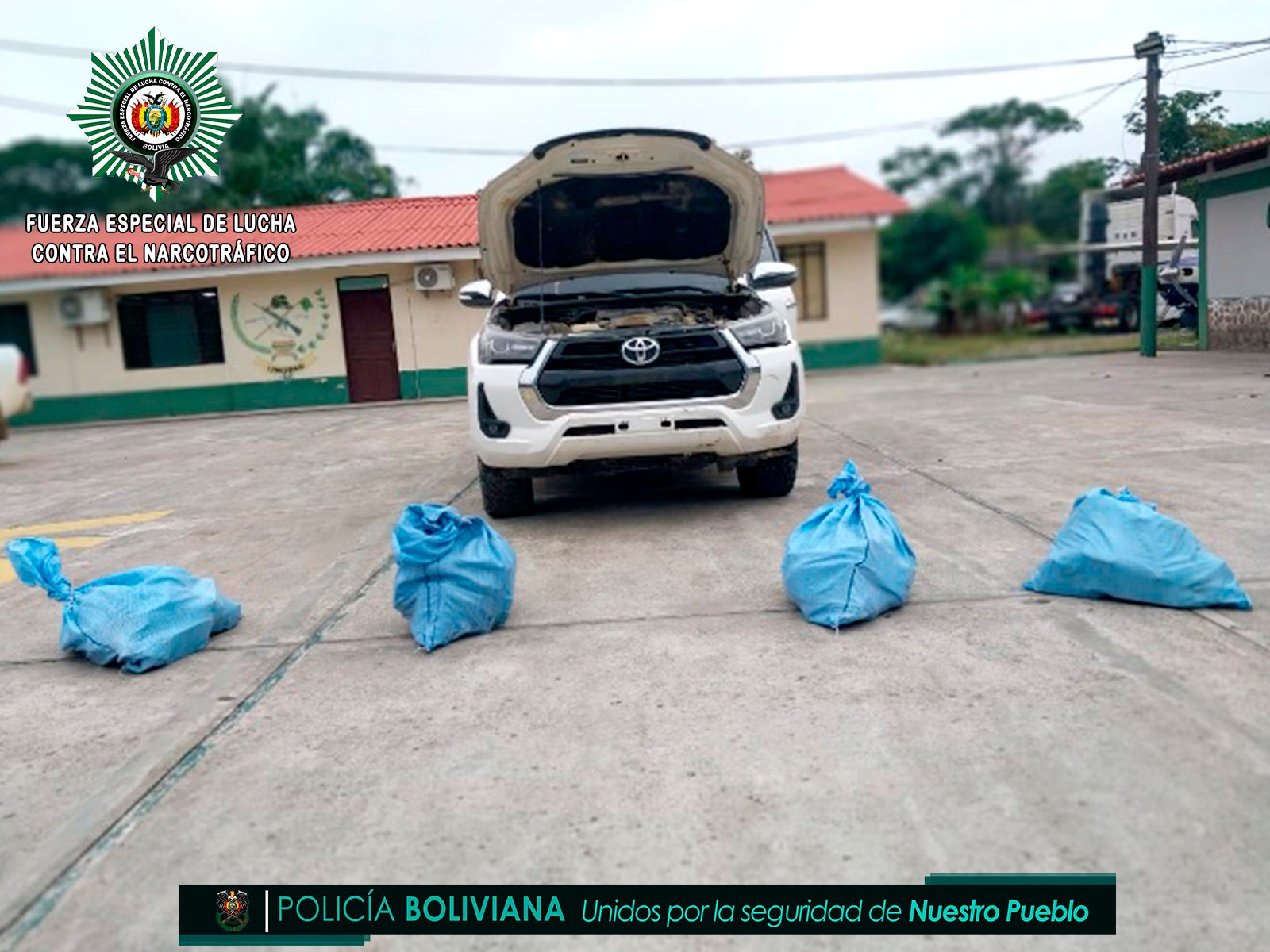 Umopar secuestra más de 100 kilos de cocaína en Cochabamba