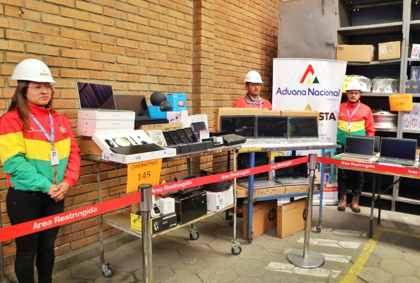 Aduana dispone seis toneladas de laptops, celulares y partes de repuestos para subasta electrónica