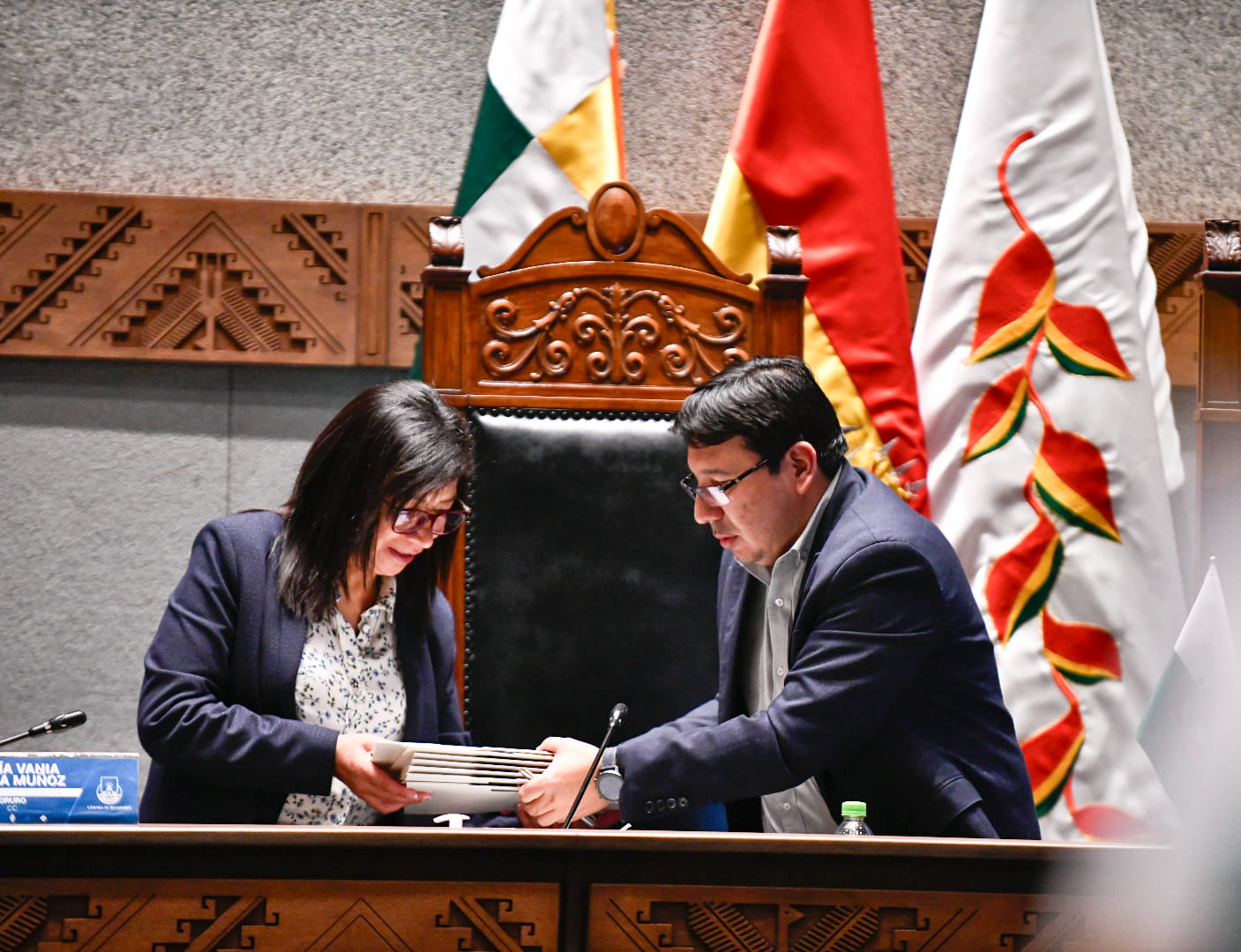 Incautan más de medio millón de litros de combustible y 572 vehículos en cinco meses