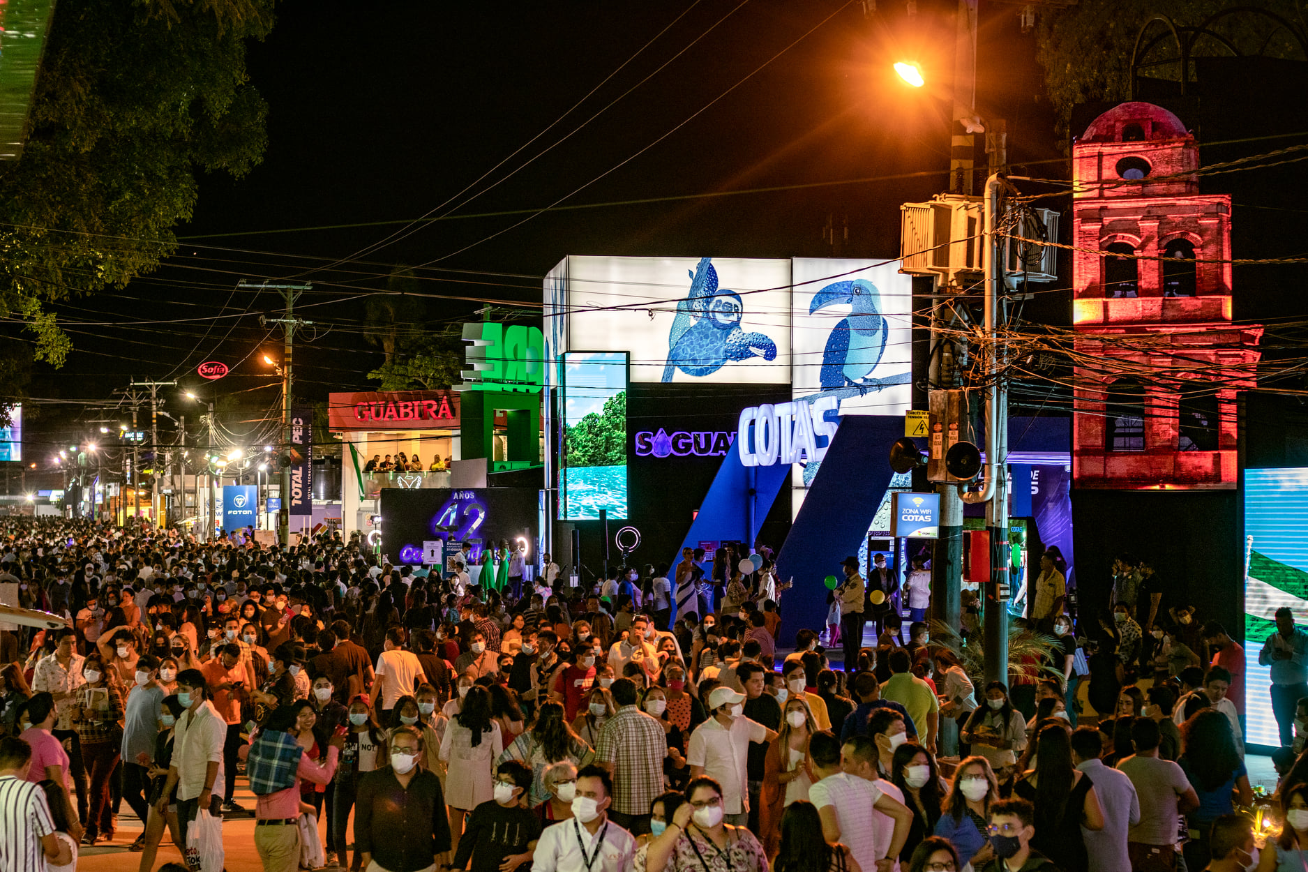 Policía implementa anillos de seguridad y personal encubierto para evitar hechos delictivos en la Expocruz