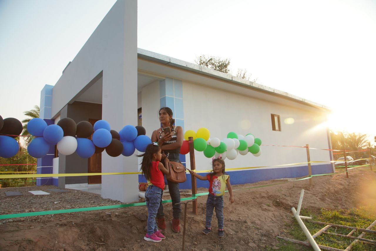 Presidente destaca ejecución y entrega de proyectos de vivienda, telecomunicaciones y vías por más de Bs 6.000 millones para Santa Cruz