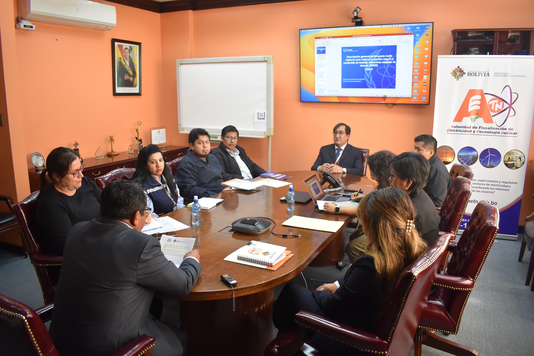 Misión del Organismo de Energía Atómica revisa el Inventario de Fuentes Radiactivas de Bolivia