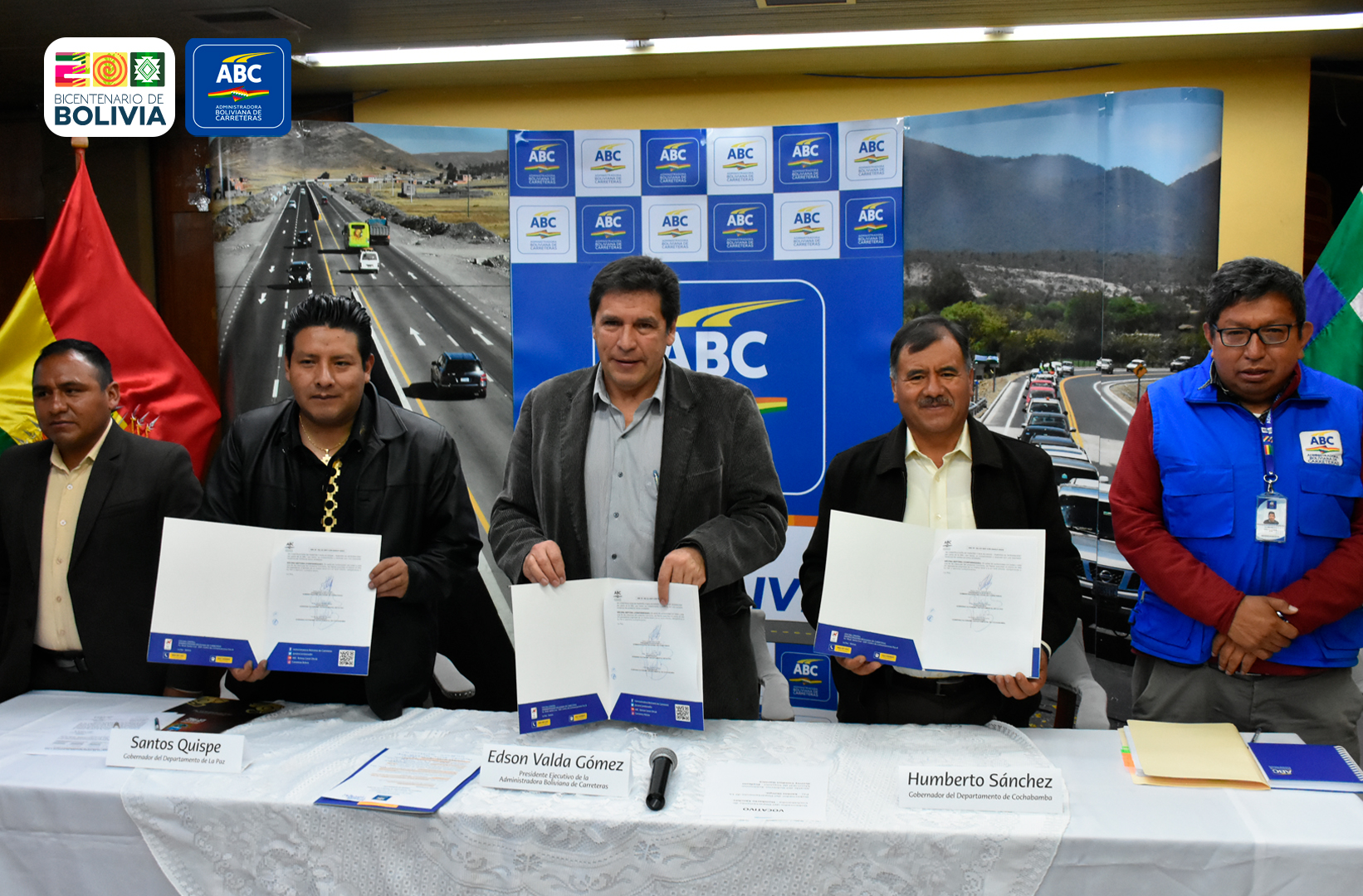 ABC y gobernaciones de La Paz y Cochabamba acuerdan construcción de puentes por Bs 385,8 millones