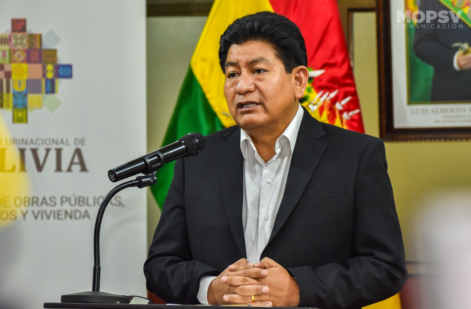 Ministro informa en Guayaramerín sobre acuerdos con Brasil para la construcción del puente sobre el Mamoré