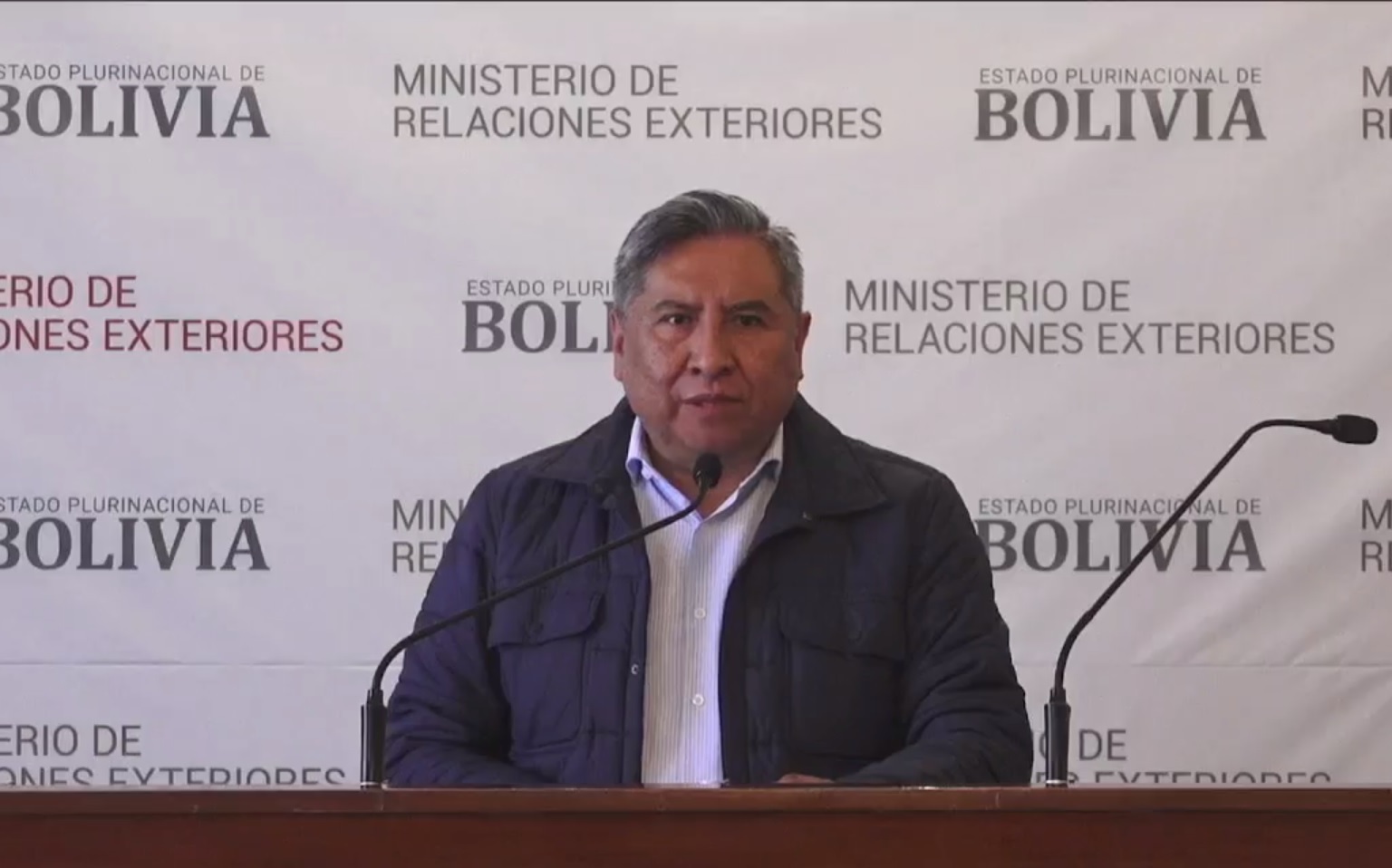 Cancillería ubica a 72 turistas bolivianos en Israel, 14 ya están en España y 58 esperan vuelo a Bolivia