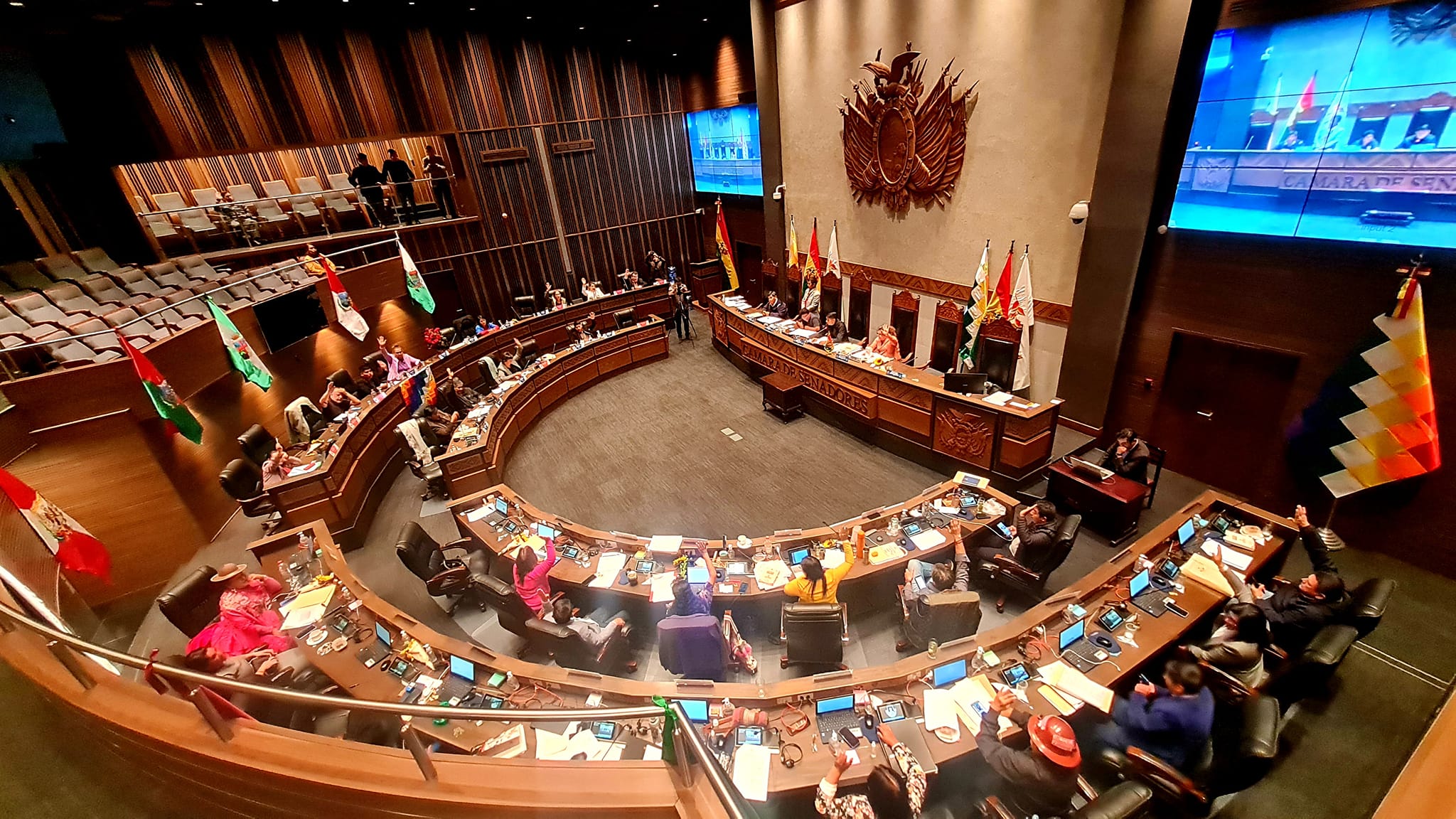 Senado posterga aprobación de contratos hidrocarburíferos e inversiones por $us 504,4 millones