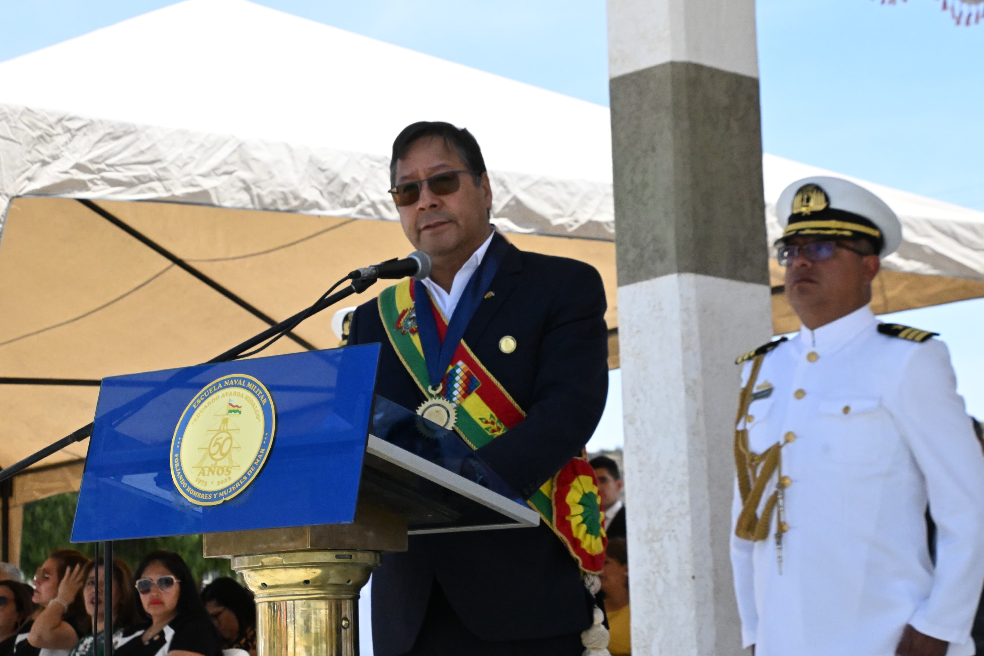 Presidente llama a defender la patria, la unidad y desterrar el odio, racismo, discriminación y apetitos de poder