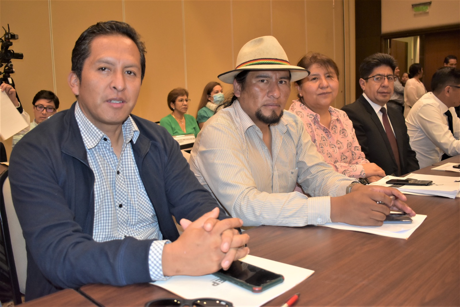 TED de La Paz presenta denuncia penal contra el alcalde Arias y 10 concejales por certificados falsos de idiomas