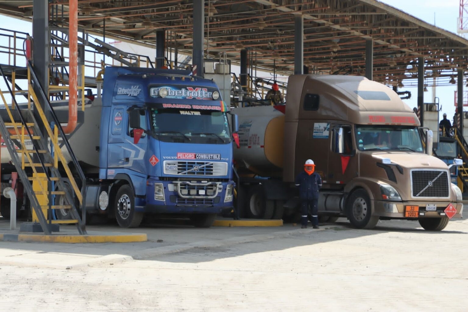 ANH y el transporte pesado verifican normal despacho y abastecimiento de combustibles