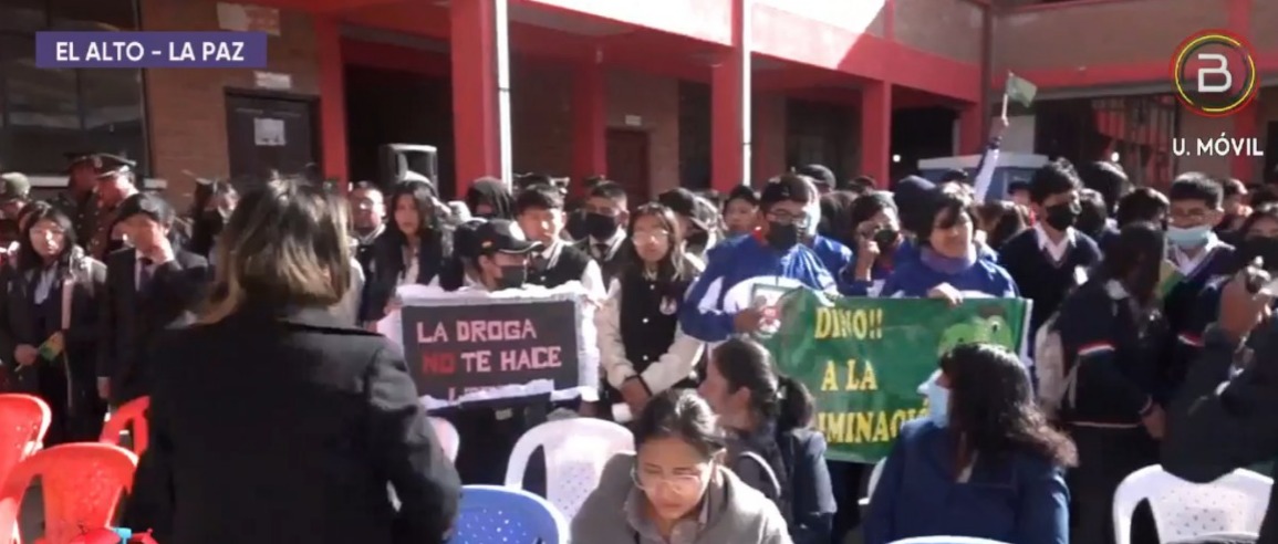 Activan campaña de prevención contra la inseguridad y discriminación en colegios de El Alto