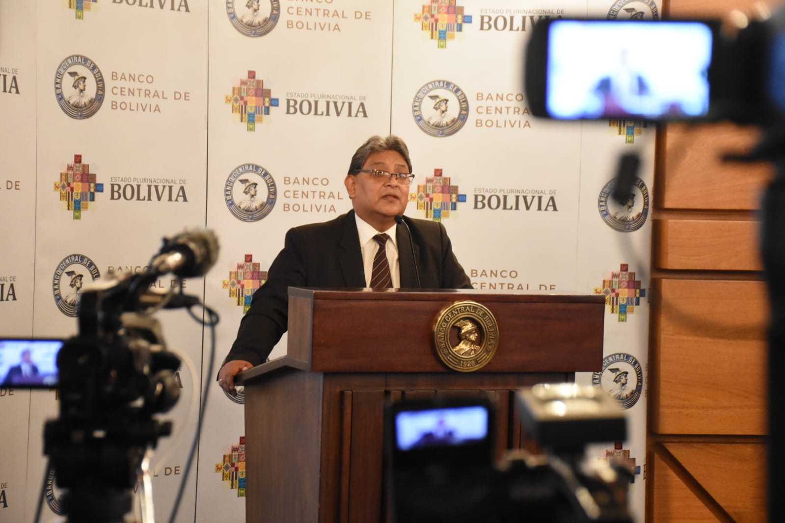 Lanzan bono “BCB Navideño” con interés del 7% y 7,5% en moneda nacional, en UFV 3,6% y 3,7%