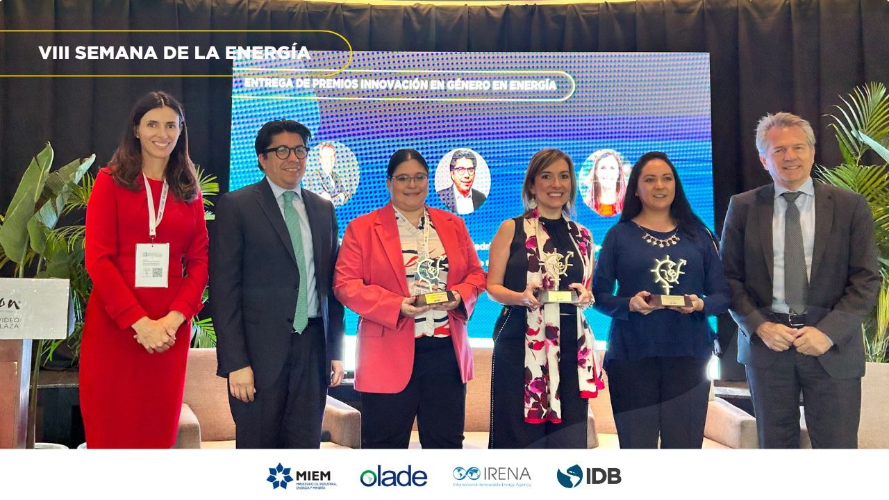Bolivia recibe el Premio a la Innovación de Género en el Sector Energético de América Latina y el Caribe