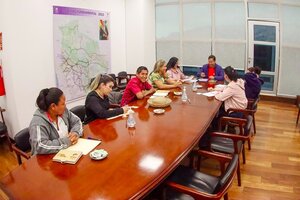 Arce acuerda con autoridades y dirigentes de Beni agenda de entrega de obras e industrialización