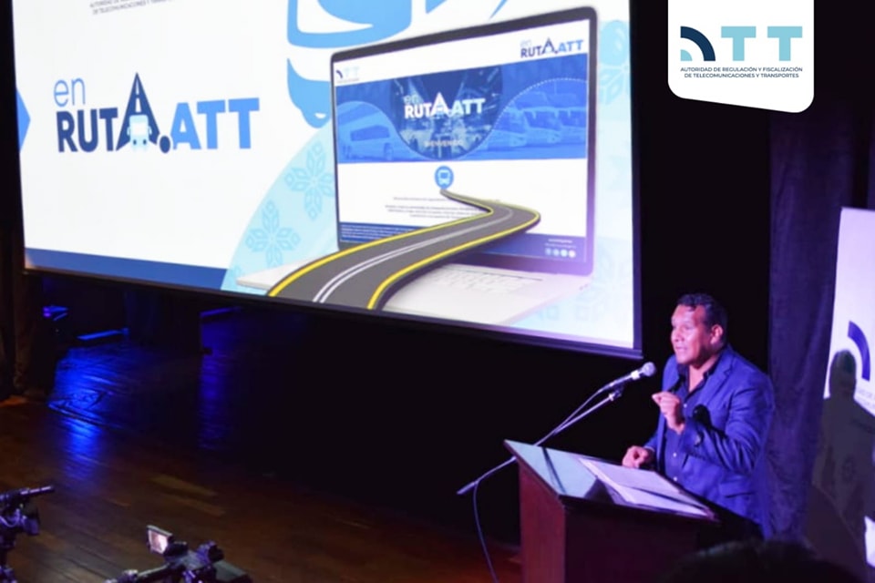 Nueva plataforma “ENRUTA.ATT” capacita gratuitamente a chóferes para prevenir accidentes