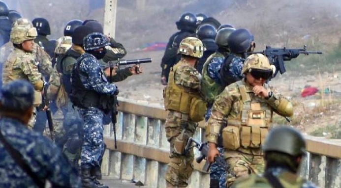 Arce rinde homenaje a mártires de Sacaba y advierte que “la historia no perdonará a quienes negocien con la lucha del pueblo”