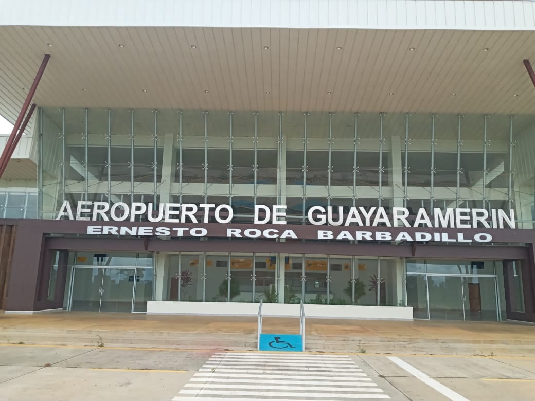 Frontis del aeropuerto de Guayaramerín, en Beni. Archivo.