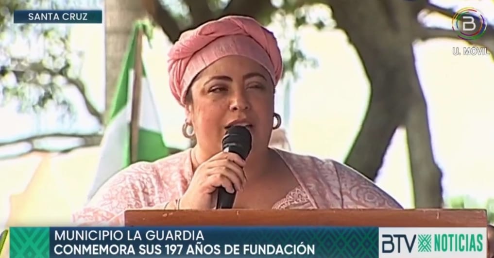 Ministra saluda a La Guardia por sus 197 años de fundación y anuncia entrega de nuevas obras 