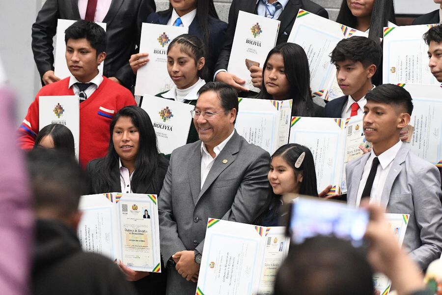 Este año cerca de 11.000 nuevos bachilleres recibirán el “Incentivo a la Excelencia”
