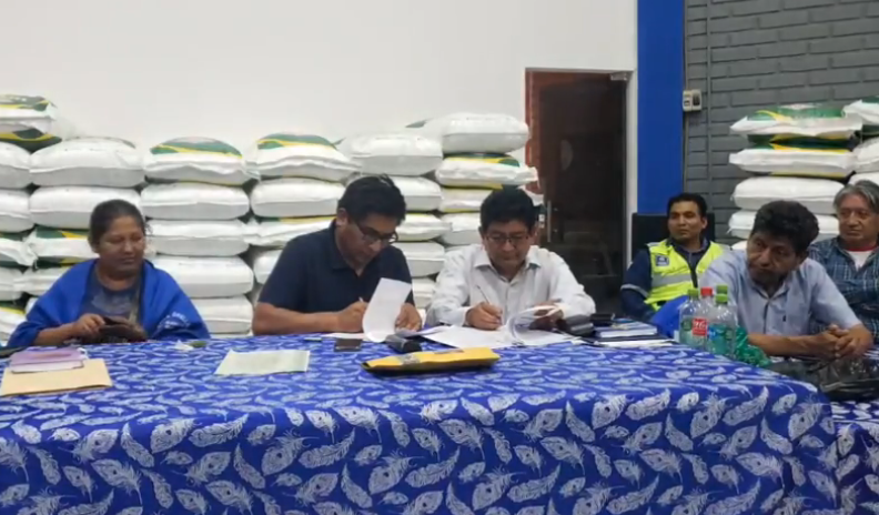 Acuerdo del Gobierno y transporte del Trópico establece reforzar mantenimiento y obras en la carretera Cochabamba – Santa Cruz