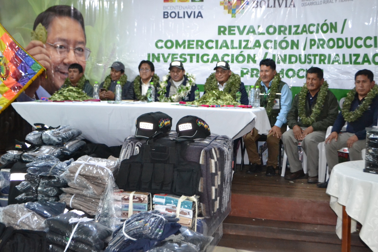 Entregan equipamiento para fortalecer los controles en el comercio de la hoja de coca