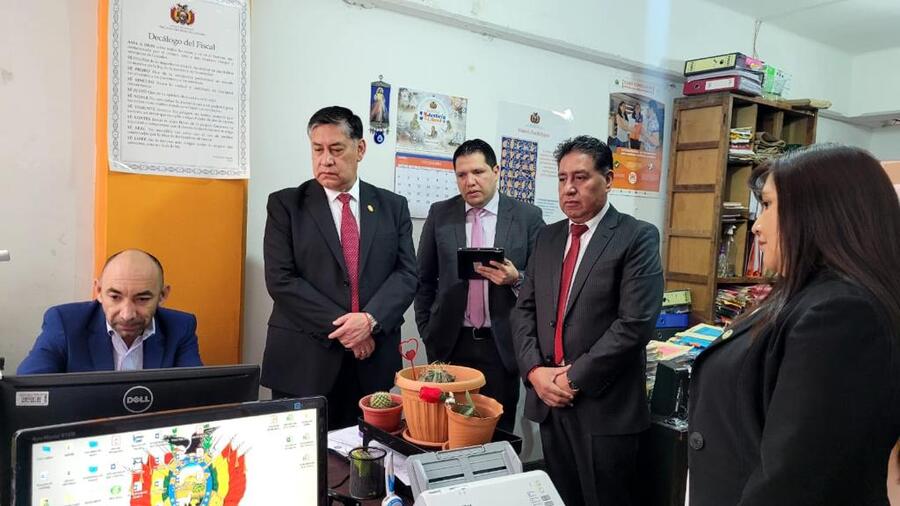 Comisión evalúa como “bueno” desempeño de fiscales en La Paz y El Alto