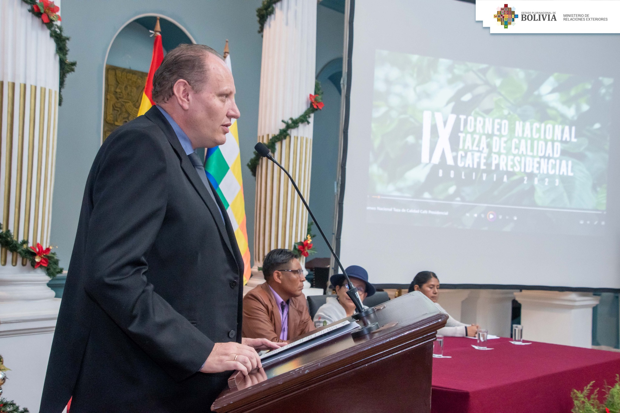 Cancillería cierra el IX torneo nacional de café, el precio más alto de la puja llegó a $us 20,90 por libra