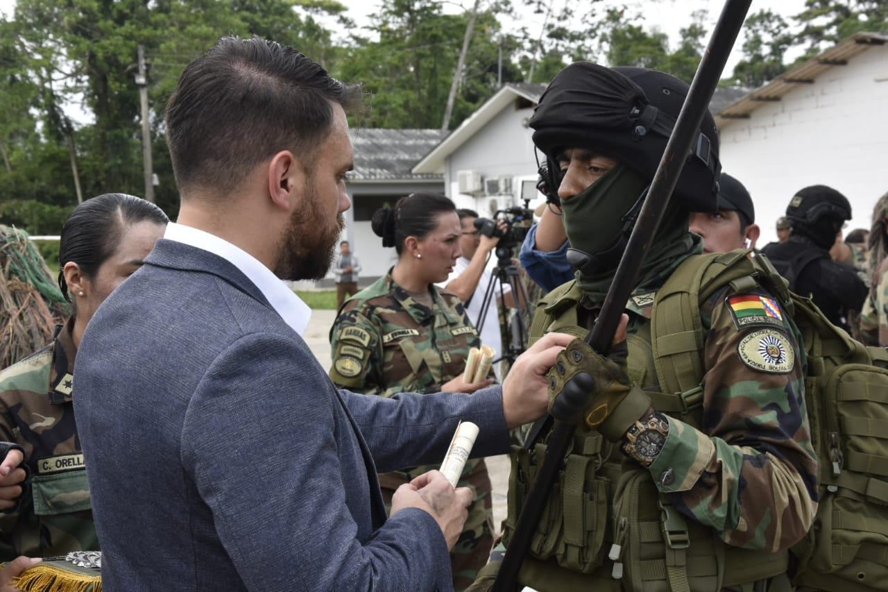 Más de 40 policías se gradúan del curso “Garras del Valor” y se suman a la fuerza antidroga