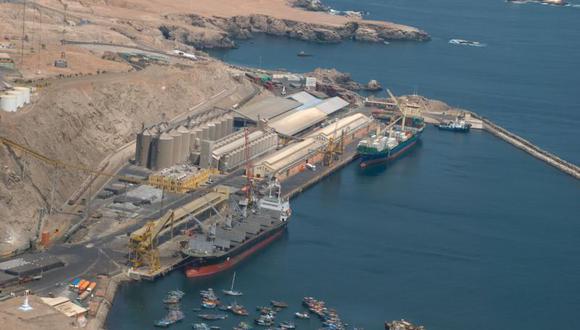 El Puerto de Matarani. RRSS.