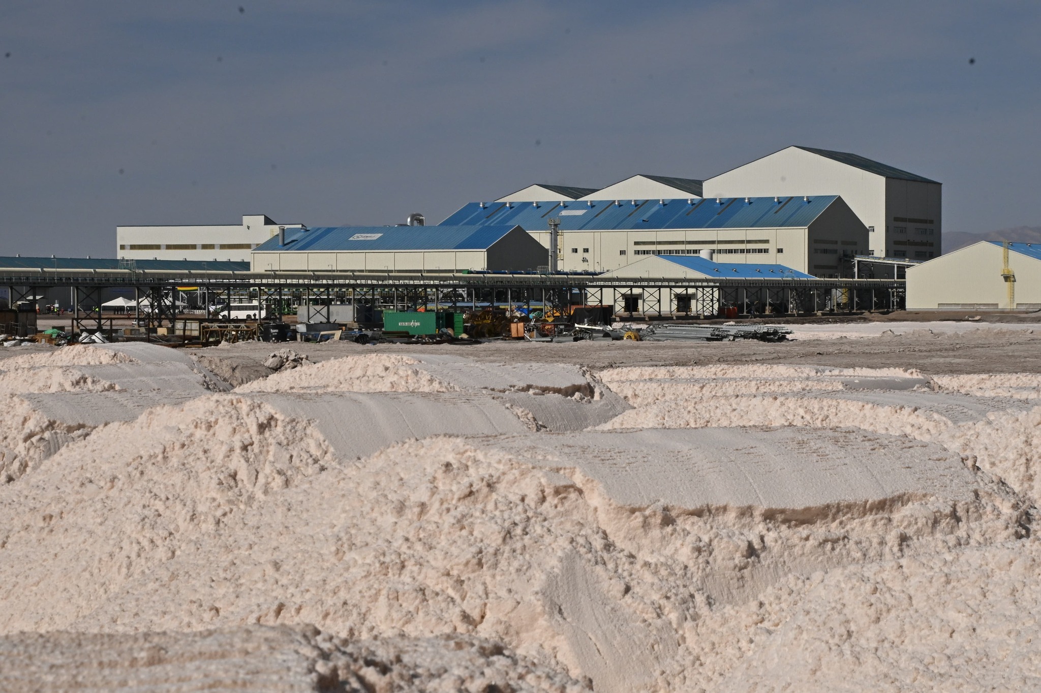Planta industrial de litio producirá al 100% de su capacidad en 2025, países de Asia y Europa le solicitan compras