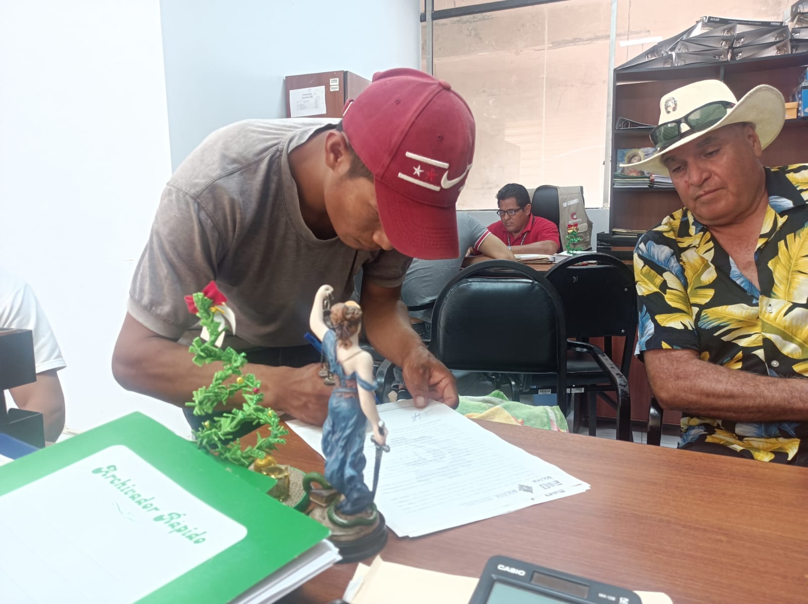Trabajadores logran el pago de sus beneficios sociales en Beni. Foto: MinTrabajo.