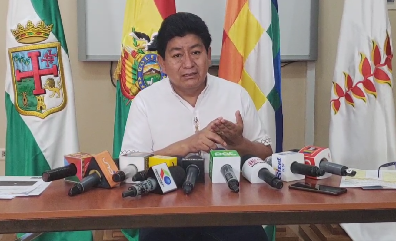 Montaño califica de política marcha convocada en favor de Camacho