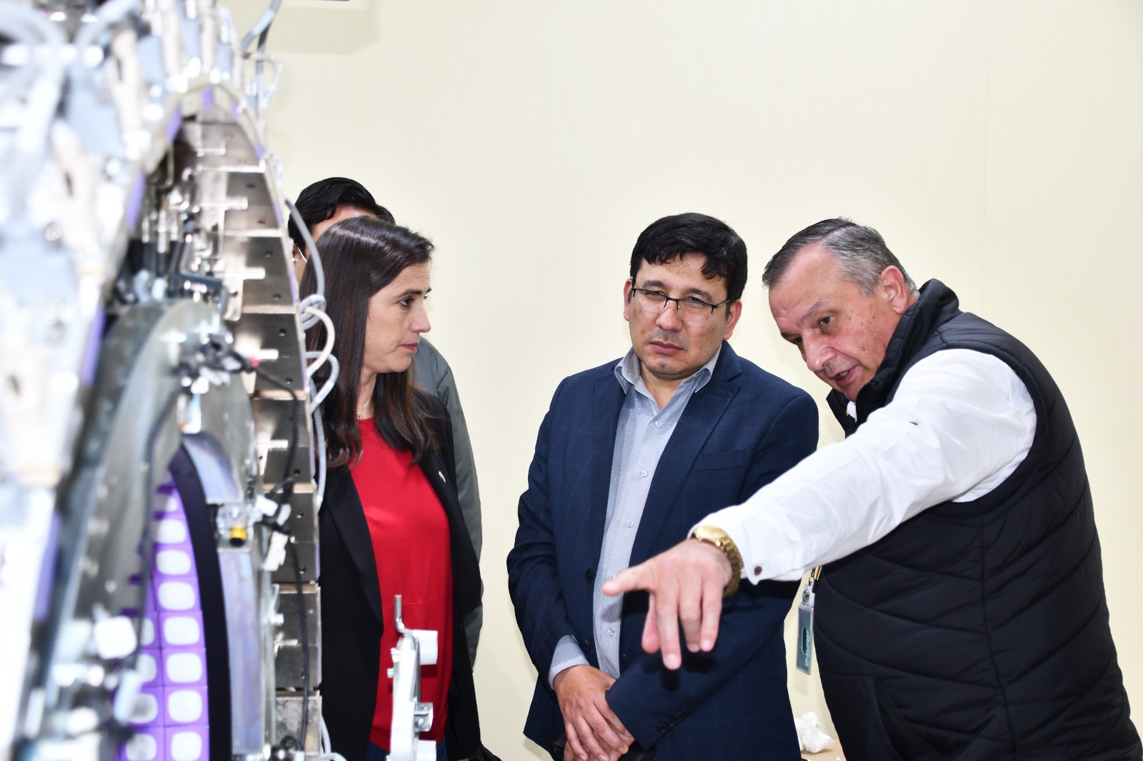 Concluye construcción del Centro de Medicina Nuclear de La Paz y la instalación de equipos bordea 90% de avance