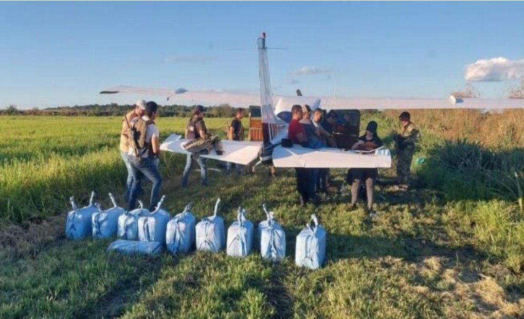 Fuerzas antidroga de Bolivia y Paraguay ejecutan operativo y secuestran documentación en Santa Cruz 