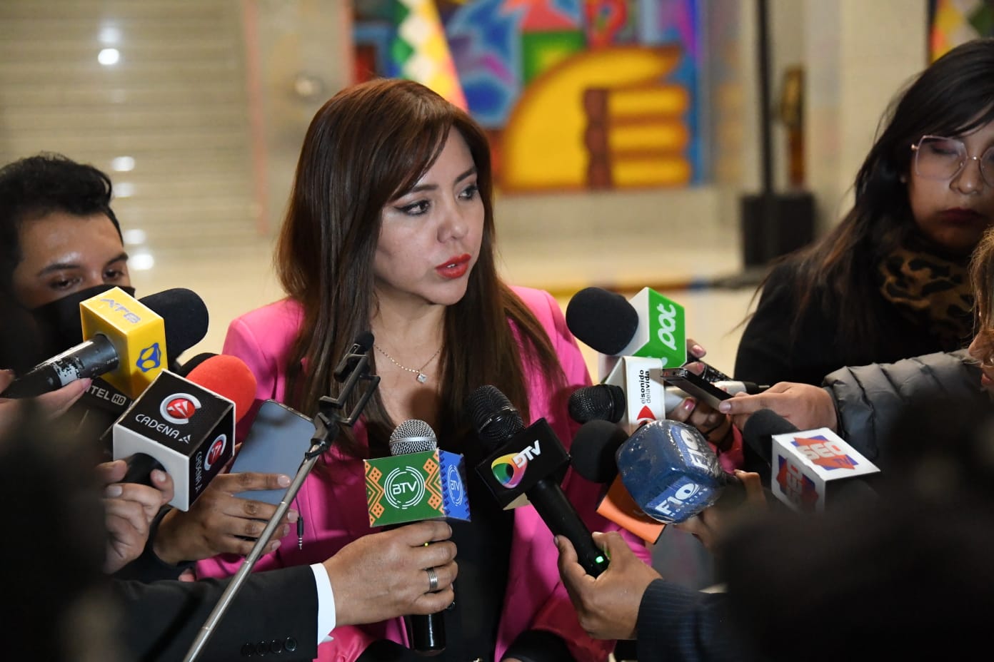 En el Día Internacional de la Mujer, en Cochabamba se inicia construcción de la primera FELCV Integral