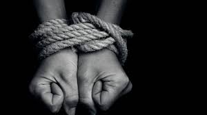 El COVID-19, la guerra y los conflictos cambiaron los patrones de la trata de personas y dificulta la identificación de víctimas, según informe de la UNODC